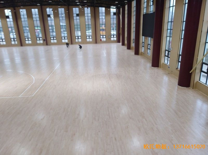 河南新密市体育发展中心体育地板施工案例