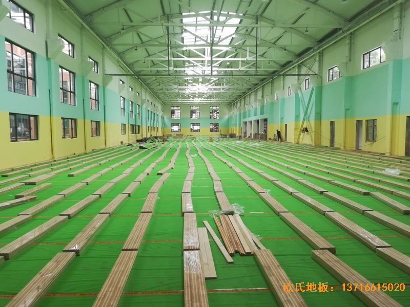 郑州中原区酷康篮球馆运动地板施工案例