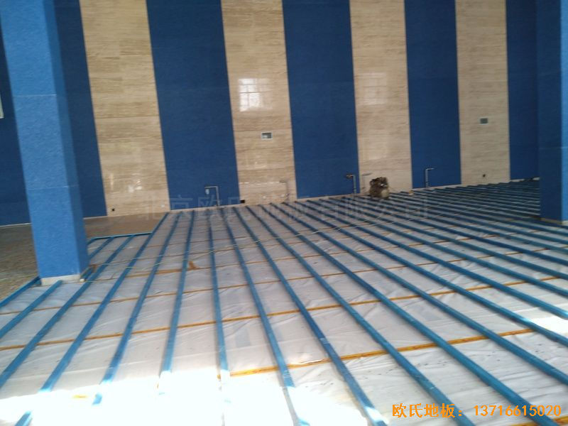 内蒙古赤峰中国税务总局职工活动中心体育木地板施工案例