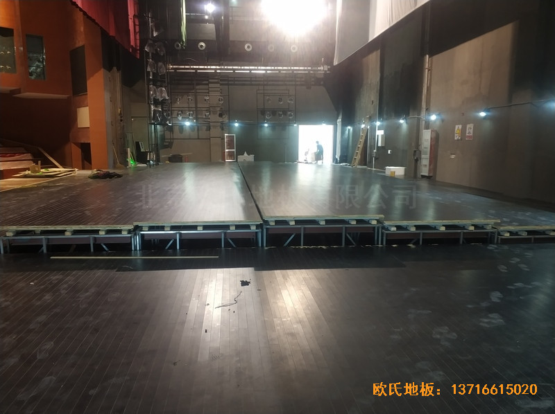 杭州职工之家舞台体育木地板铺装案例5