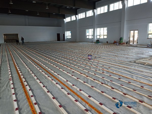 一般运动篮球地板施工步骤