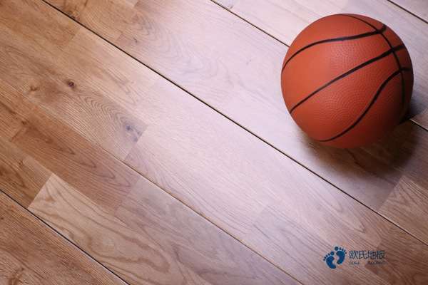 学校篮球地板的回弹率怎么算