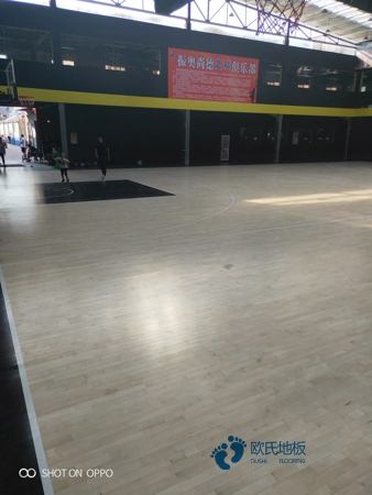 学校篮球场馆木地板样品