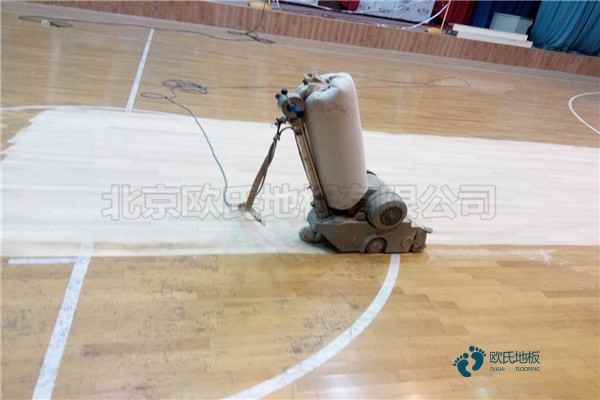 那里有运动体育地板施工价格