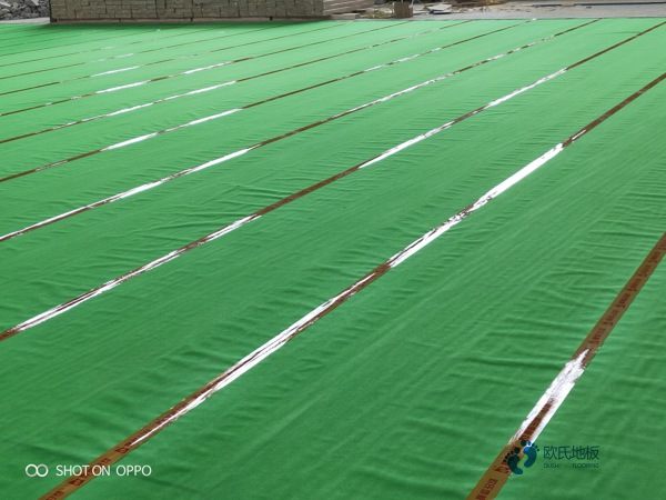 哪有篮球体育地板免费送样品