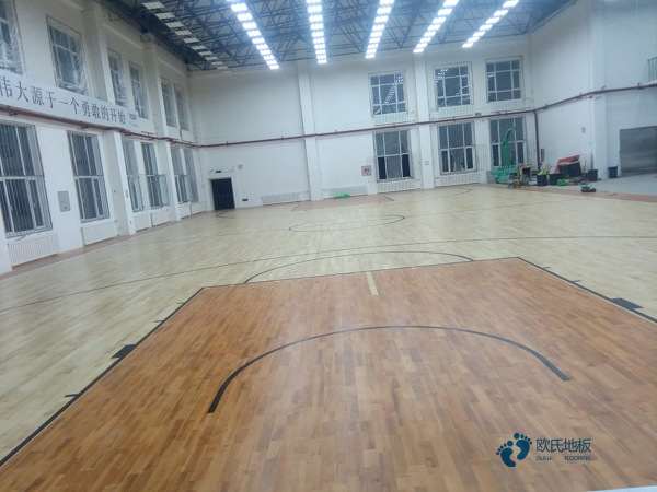 那有篮球体育地板更便宜的是哪家