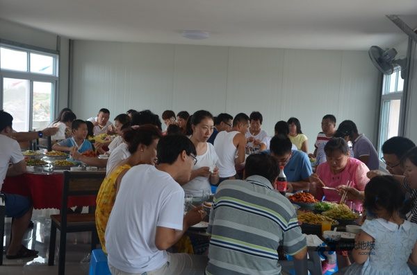 普通体育地板多少钱一平方米