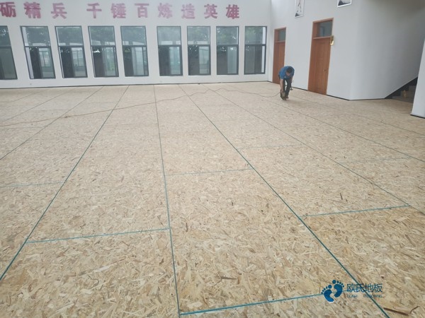悬浮式运动木地板1