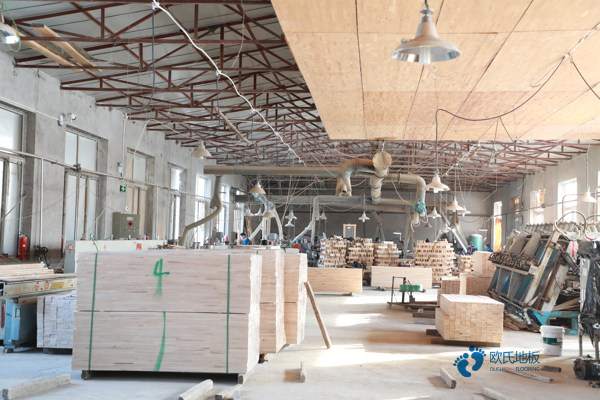 校园运动地板施工步骤2