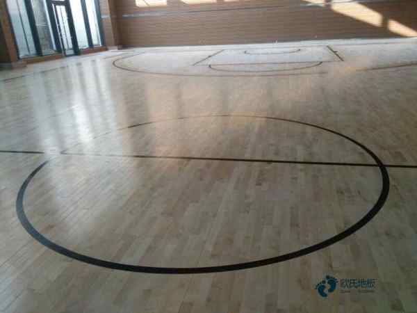 中学运动场木地板施工工艺3