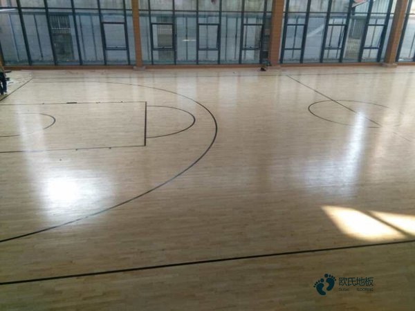 中学运动场木地板施工工艺2