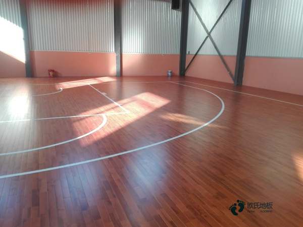 知名篮球木地板价格一般多少钱一平方米