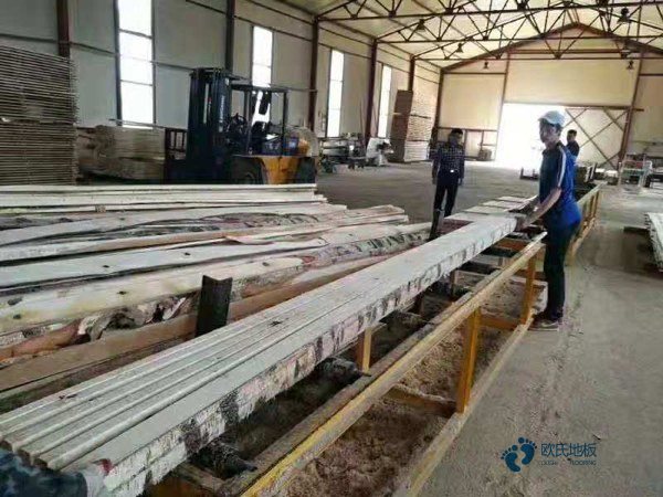 国标运动篮球地板施工流程3