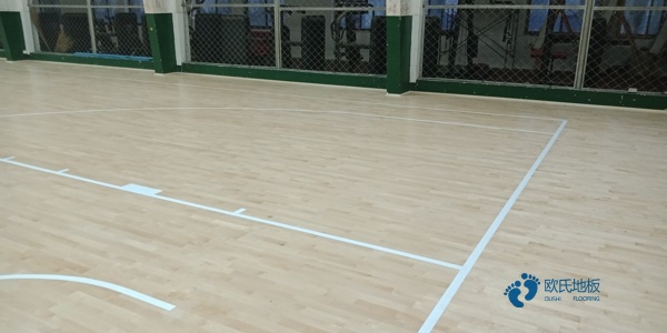 学校篮球地板生产流程3