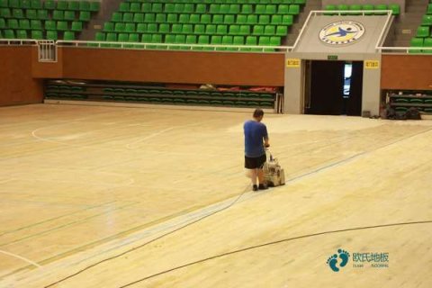 高品质运动体育地板大概多少钱