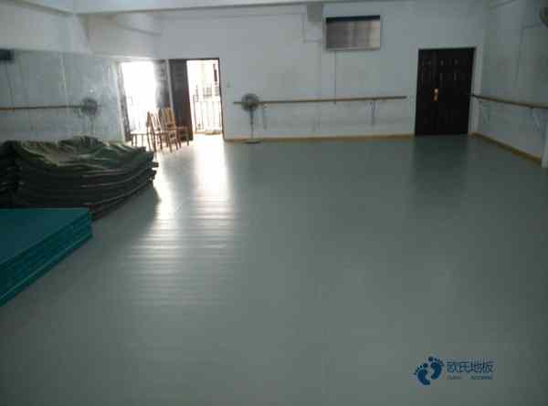 悬浮篮球运动木地板用什么木材好