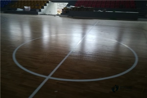 悬浮篮球运动木地板如何清洁