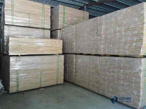 普通体育地板施工费用