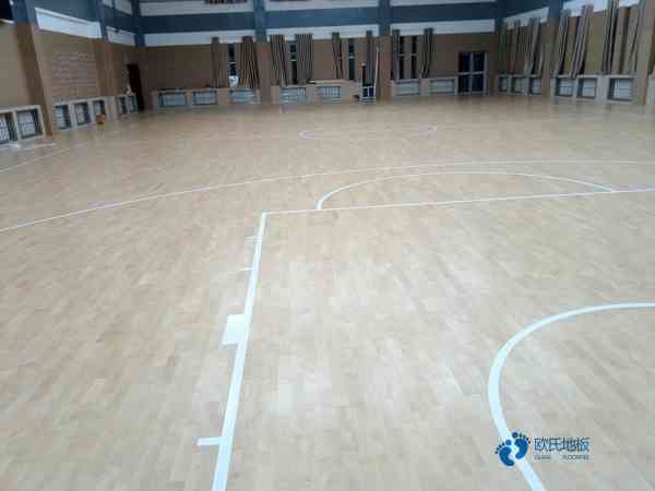 定做篮球场地板哪个牌子较好3