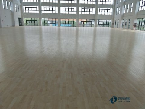 行业篮球体育地板更便宜的多少钱一