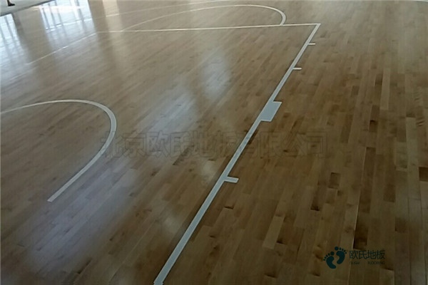 好用的篮球体育地板多少钱能下来