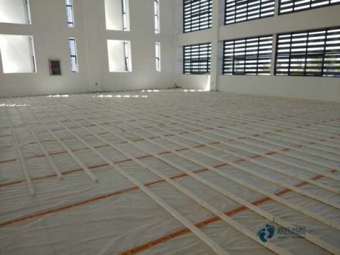 实木篮球场地板哪家性价比高
