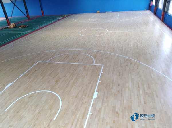 学校篮球体育木地板施工方案1