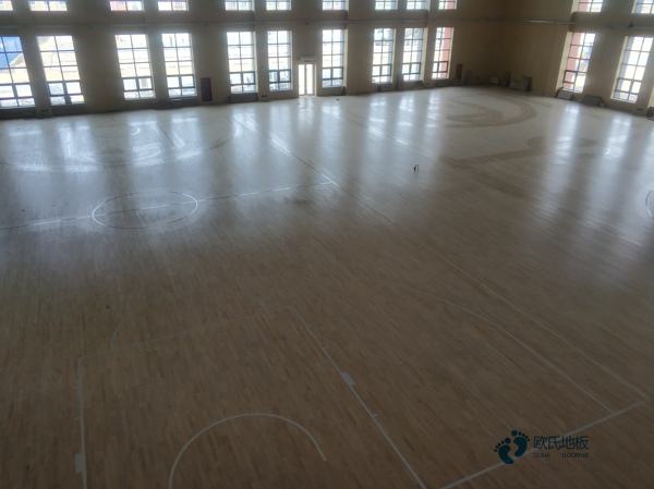 质量好体育场地木地板施工工艺3
