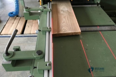 小学篮球场木地板施工单位