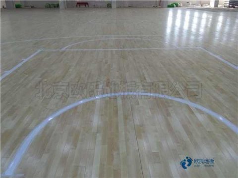 校园体育地板免费送样品