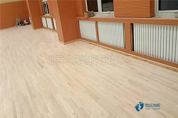体育场馆地板哪个牌子的好2