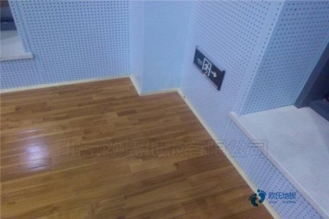 国标篮球体育地板安装费