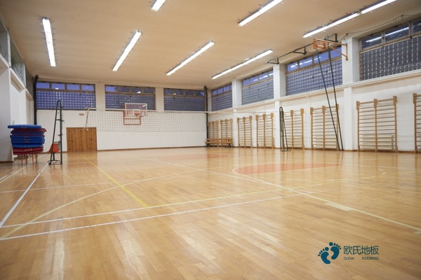 寻求篮球场地地板厂家报价3