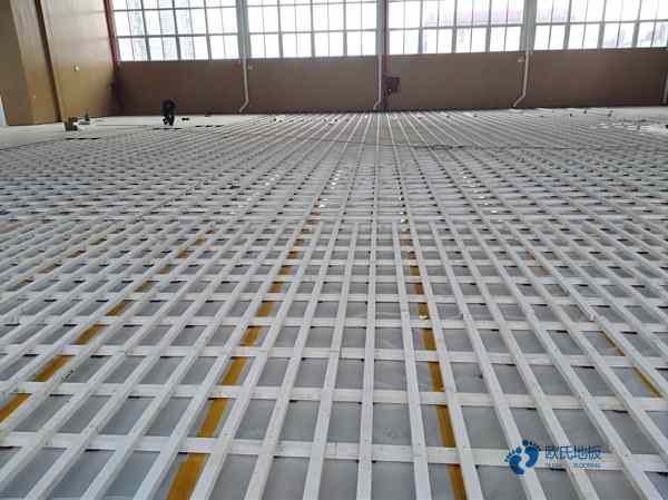 学校篮球地板特点2