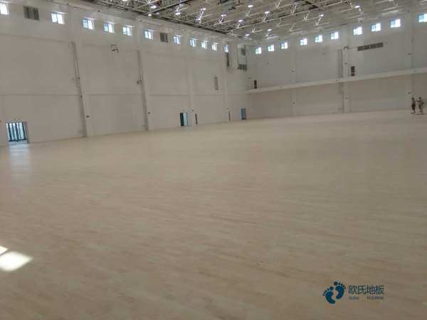 购买运动体育地板较好的品牌2