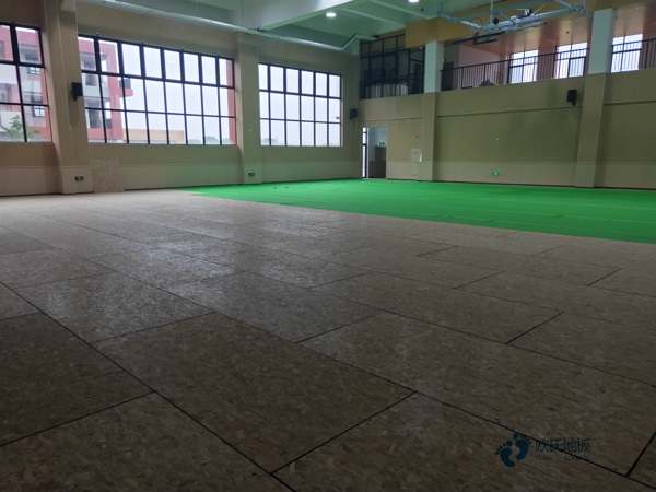 单龙骨运动场馆地板怎么保养1
