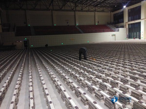 用什么篮球体育地板免费送样品
