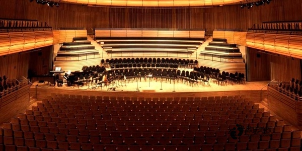 25厚体育馆地板哪个牌子的好1